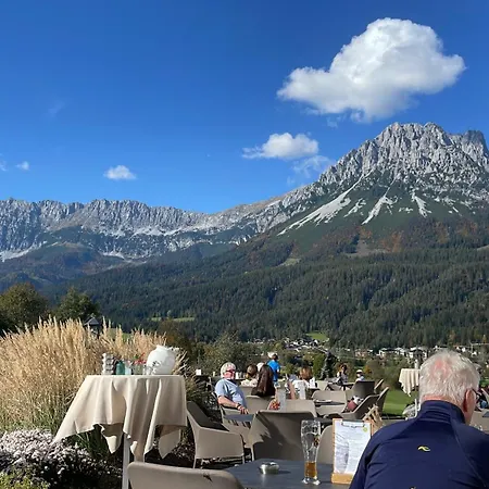 Gemütliche Im Bergdoktordorf Ferienhaus