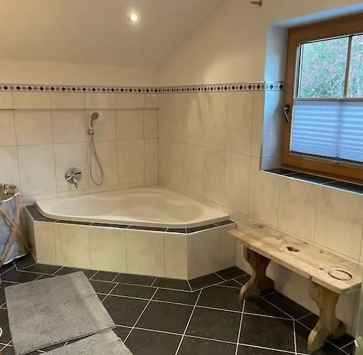 Gemuetliche Im Bergdoktordorf بيت للعطل *