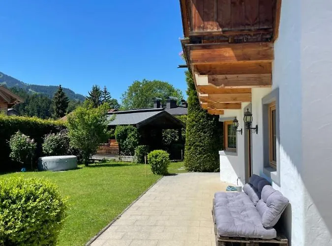 Gemuetliche Im Bergdoktordorf * المو