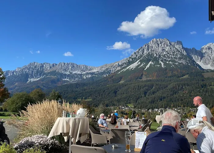 Gemuetliche Im Bergdoktordorf بيت للعطل