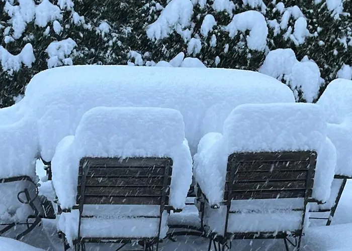 Gemuetliche Im Bergdoktordorf بيت للعطل المو