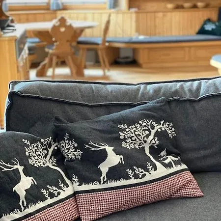 Gemuetliche Im Bergdoktordorf Casa de Férias *