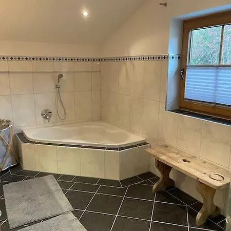 Gemütliche Im Bergdoktordorf Ferienhaus *